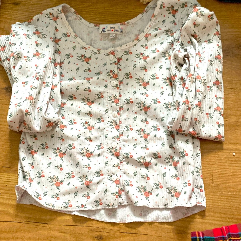 Long sleep button up floral crop top
